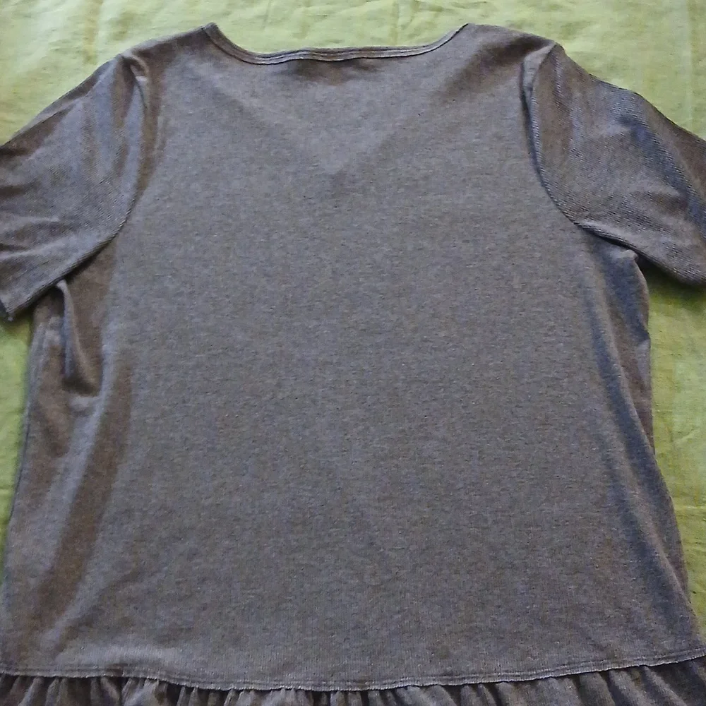 AnyBody Gray and White Tops Set - Picture 8 of 9